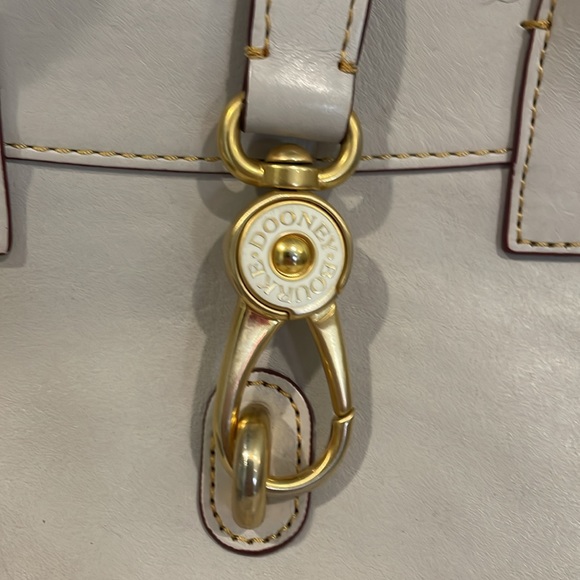Dooney & Bourke Large Amelie Tote - Picture 2 of 11